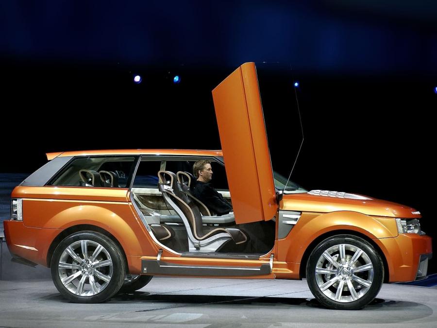  Land Rover Range Stormer Concept 2004 года  (фото 3 из 22)